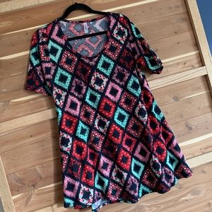 L Lularoe perfect t